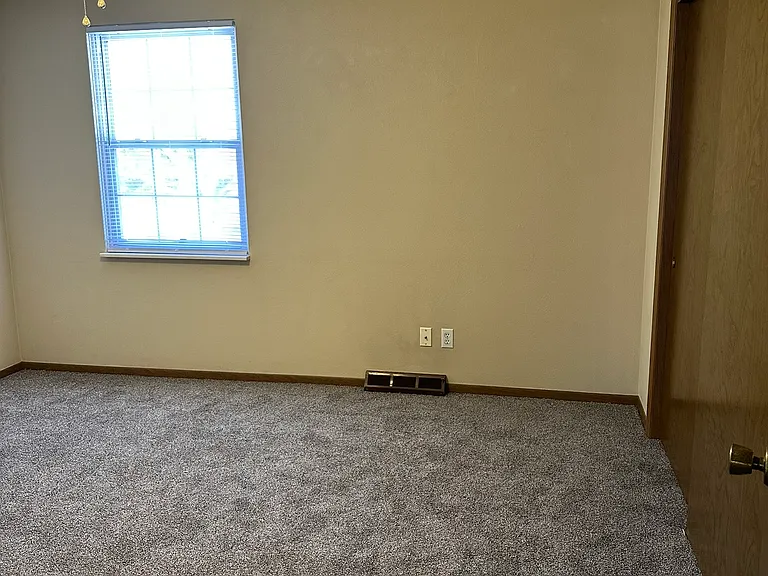 5928 N Old Orchard Dr — Photo 28