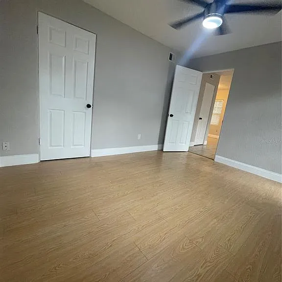 727 1/2 Edgewater Dr — Photo 20
