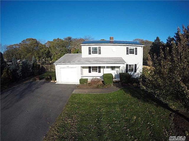 1st image of 495 Bennetts Pond Ln