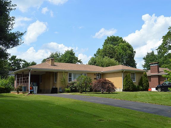 2nd image of 2213 Paris Dr
