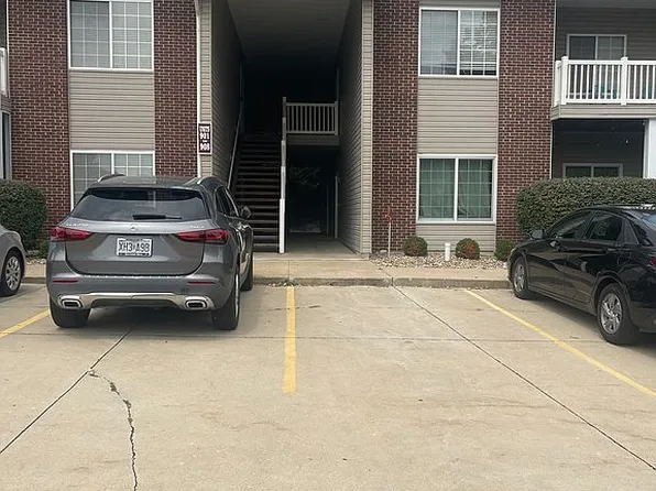 3800 Saddlebrook Pl APT 906, Columbia, MO 65202