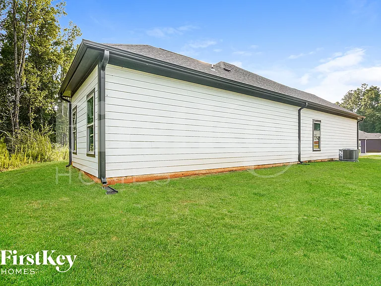 300 Avalon Way — Photo 18