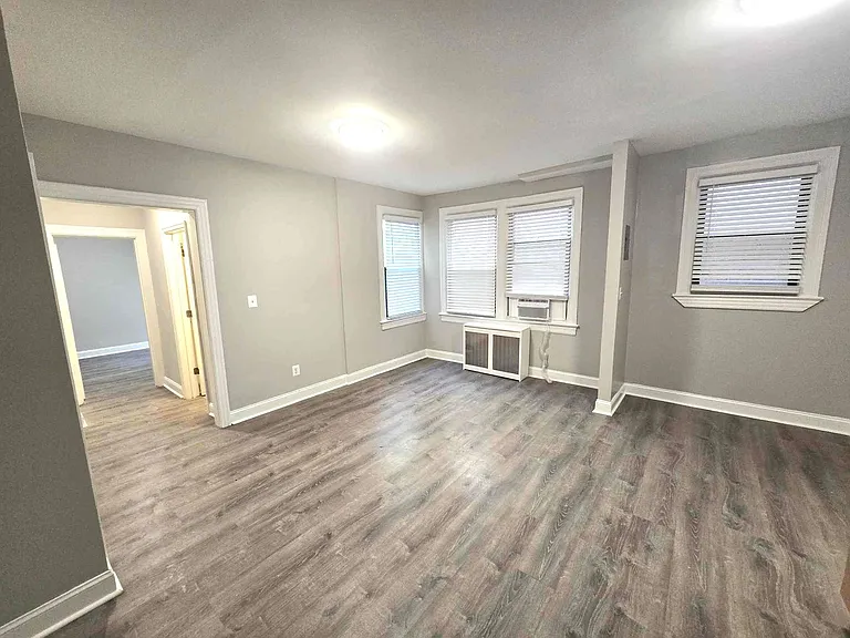 435 16th St SE — Photo 18