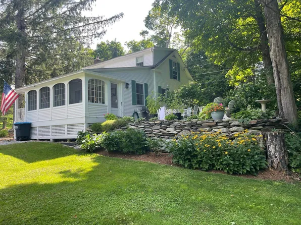 498 Taconic Road, Manchester, VT 05254