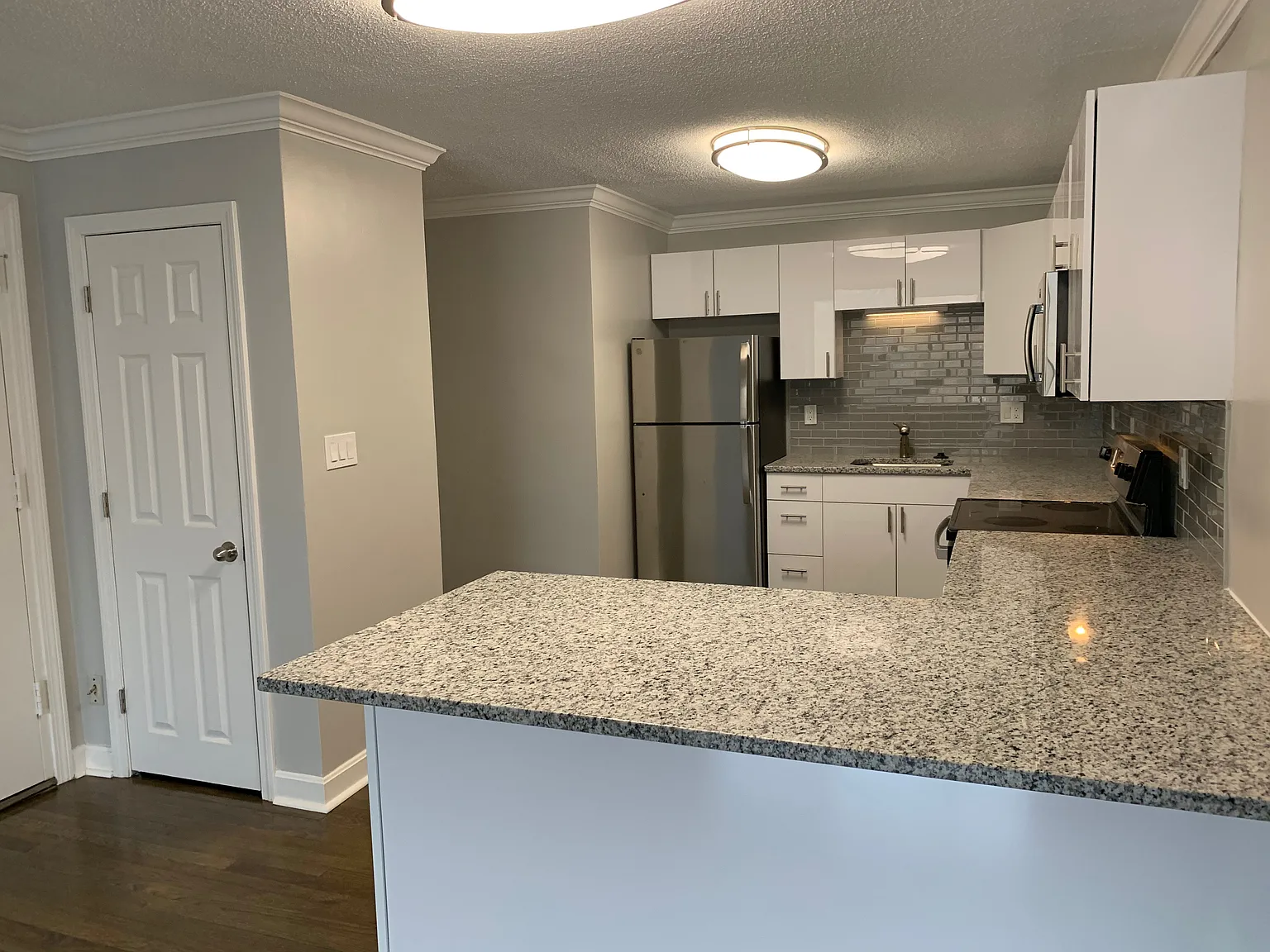 2 bed, 1175 sqft, $3,800 — Photo 3