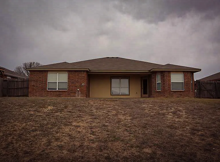 5208 Bridle Dr — Photo 10