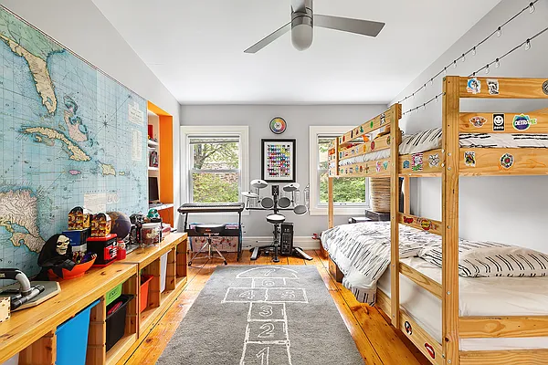 Sold by Corcoran | media 14