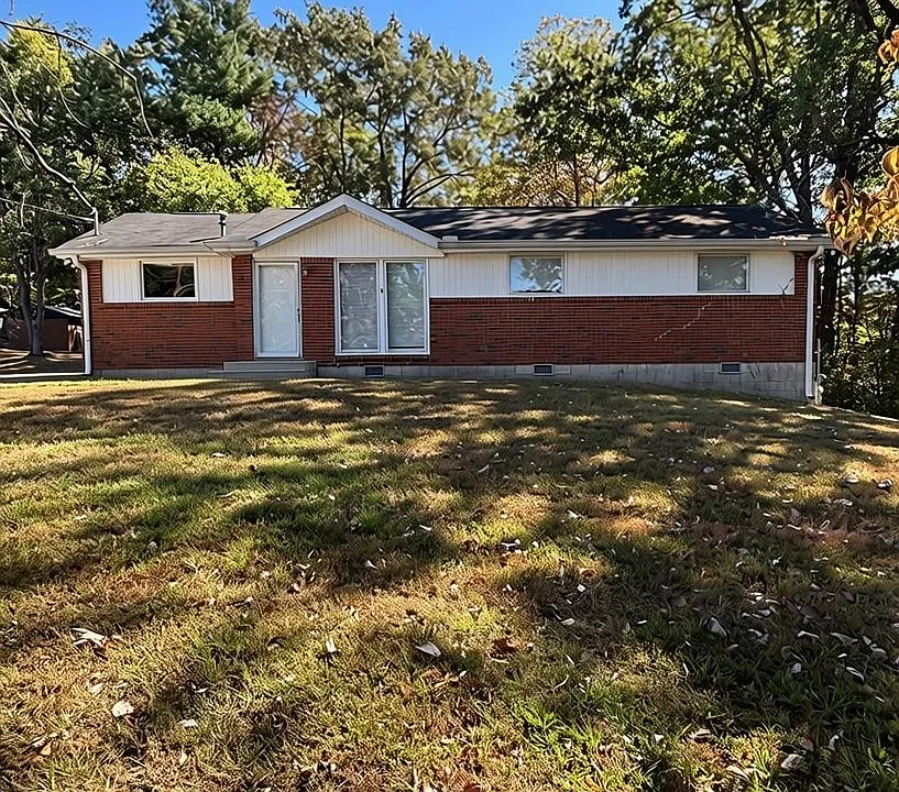 350 Ladybird Dr
