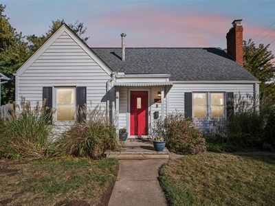 1903 37th St, Des Moines, IA, 50310