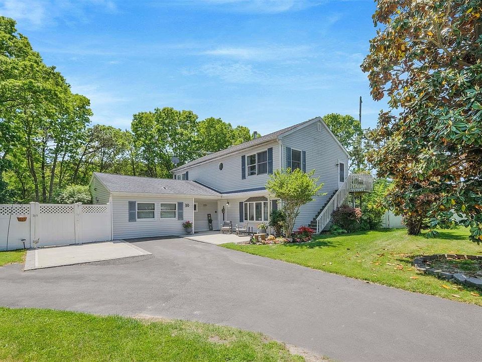 1st image of 30 Lakeside Drive
