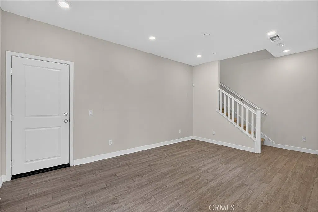 2 bed, 1530 sqft, $3,800 — Photo 4