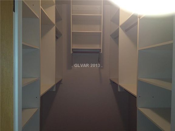 4th image of 3282 Brookfield Dr