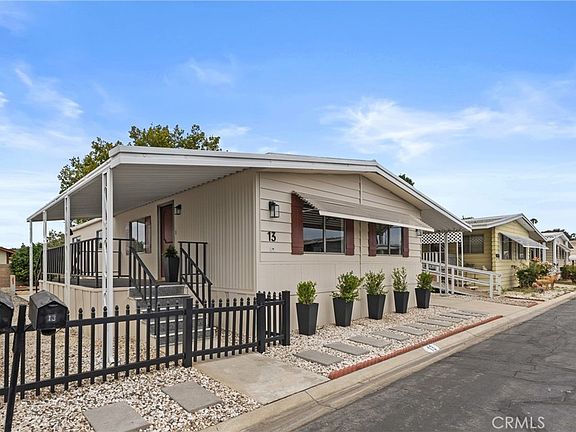 3rd image of 9391 California Ave #13