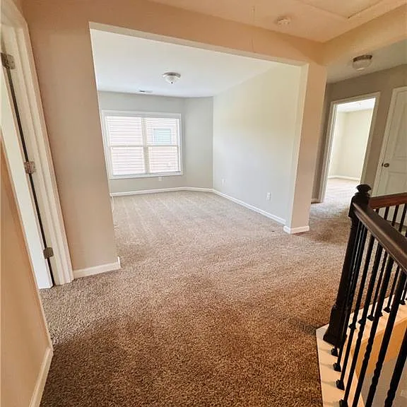 1335 Hampton Oaks Dr — Photo 6
