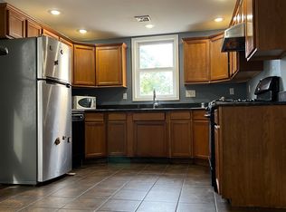 1407 Reed St #2F, Philadelphia, PA 19146
