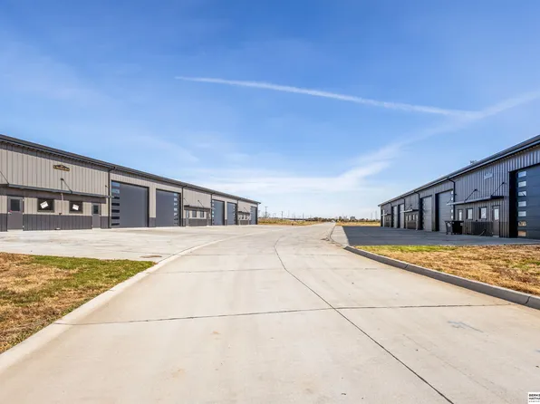 171 N Showboat Blvd #3, Hastings, NE 68901
