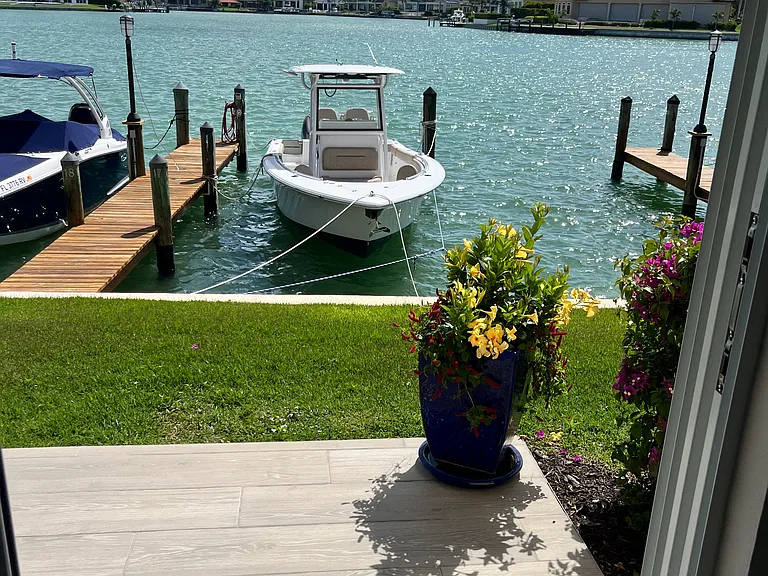 3200 Gulf Shore Blvd N #101 — Photo 17