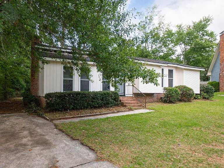 26 Bedford Ct — Photo 4