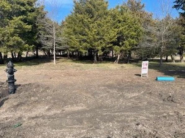 122 E Wood Dell Dr, Red Oak, TX 75154