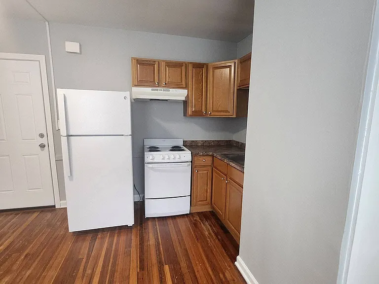 24 Brown St #A2 — Photo 4