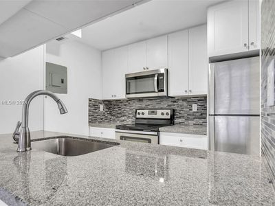440 W Park Dr APT 102-8, Miami, FL, 33172