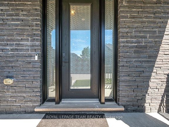 3rd image of 76 Ascari Rd