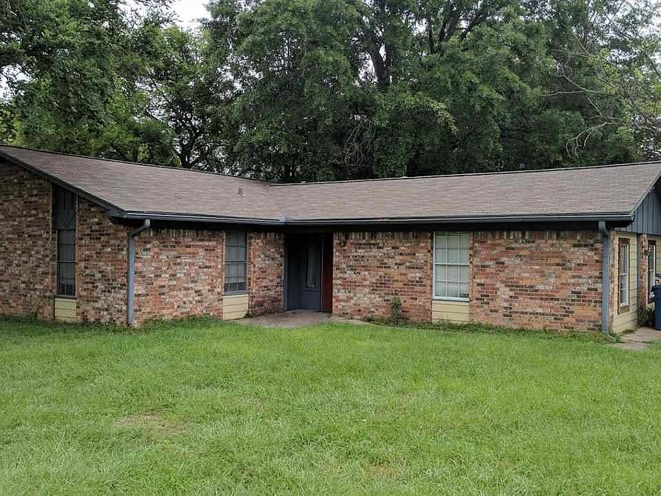 1st image of 200 Hillcreek Dr