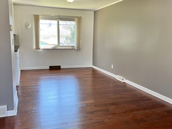 5th image of 6669 Forest Glen Ave