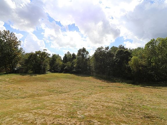 4th image of 4058 Highway 554