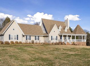 3942 Burgess Falls Rd, Sparta, TN 38583