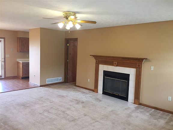 2nd image of 503 Eileen Ct