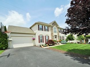 13 Clover Hollow Rd, Easton, PA 18045