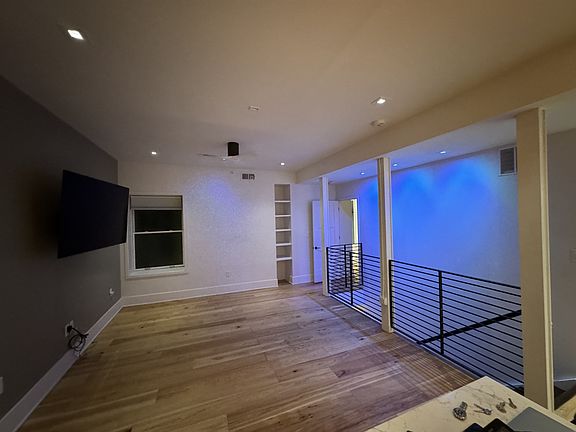 5th image of 32 E Court St #202