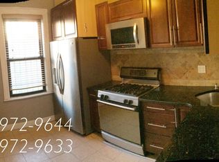 3155 47th St, Astoria, NY 11103