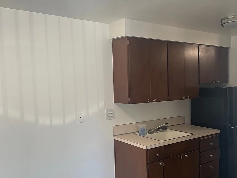 816 N 4th St #5 — Photo 5