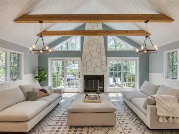 63 Heritage Lane, Aquebogue, NY 11931