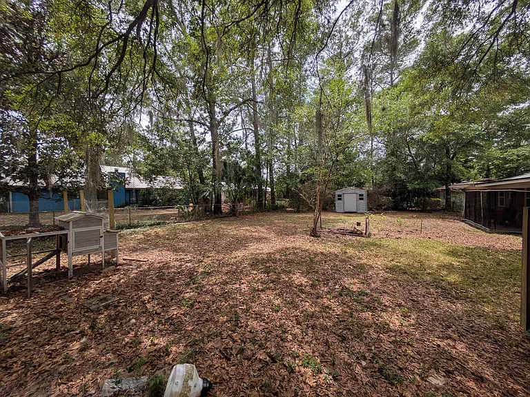 5127 NW 24th Pl — Photo 17