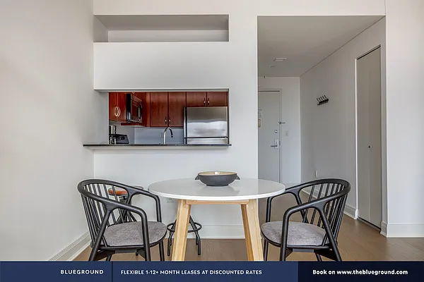 Rented by The Blueground | media 7