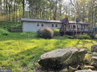 207 Pima Pl, Pocono Lake, PA 18347