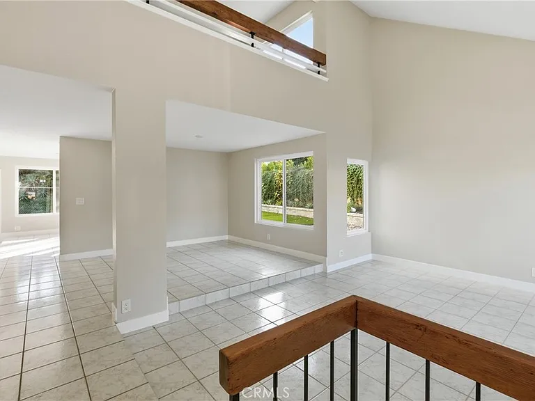 25302 Neptune Dr — Photo 4