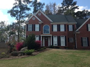 300 Hidden Lake Dr, Fayetteville, GA 30215