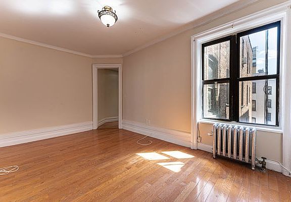 5th image of 514 W 184th St APT 52