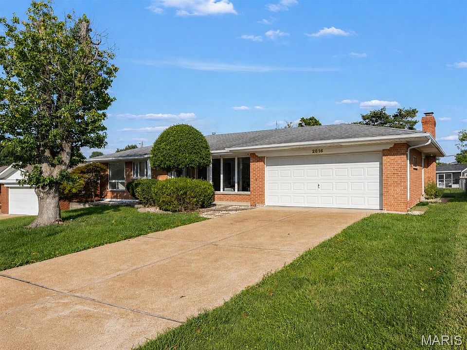 1st image of 2616 Waltham Dr