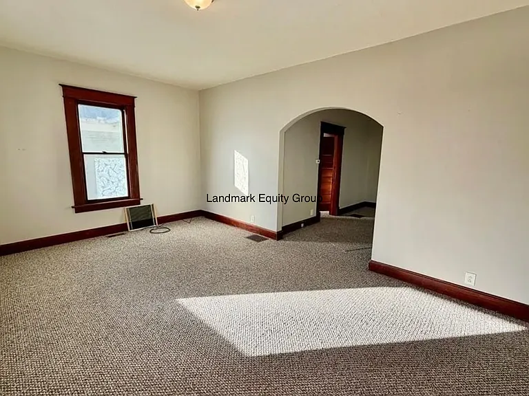 2619 Sacramento St — Photo 6
