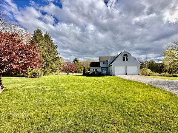 19 West Street, Columbia, CT 06237