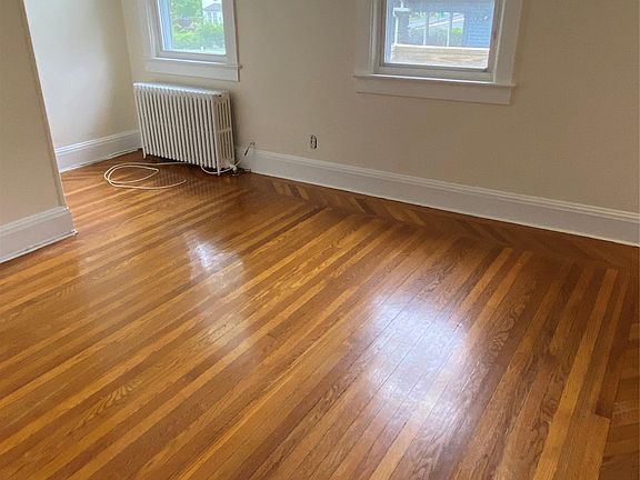 2nd image of 50 N Main St APT 4