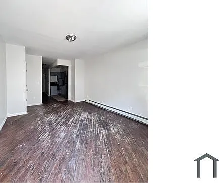 3 bed, $3,811 — Photo 3