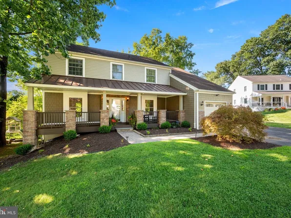 34 Michael Ln, West Chester, PA 19380