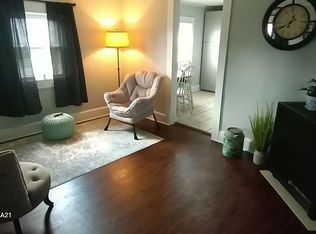 207 E South 4th St, Seneca, SC 29678
