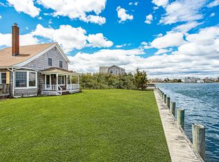 79 Dune Rd, Quogue, NY 11959